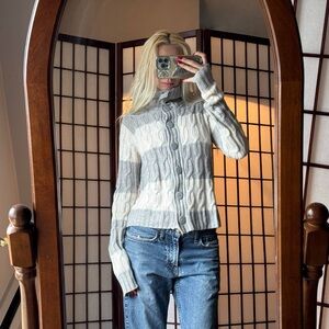 Y2K Women's Gray Cable Knit Sweater